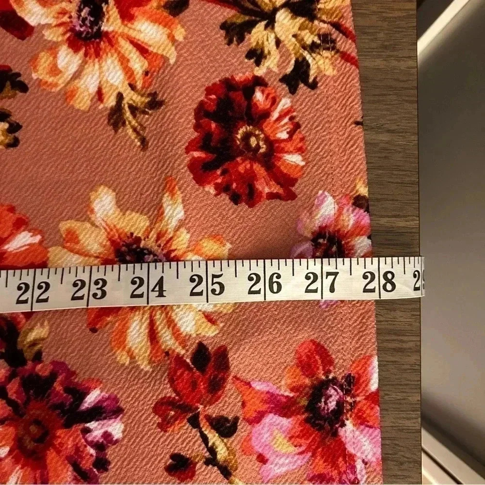 VKY & Co floral skirt 2X - Picture 7 of 7